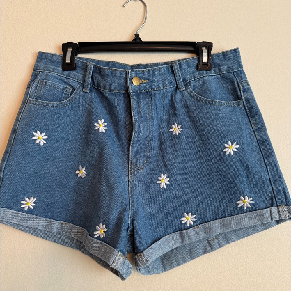SHEIN Blue Denim Shorts with Daisy Embroidery